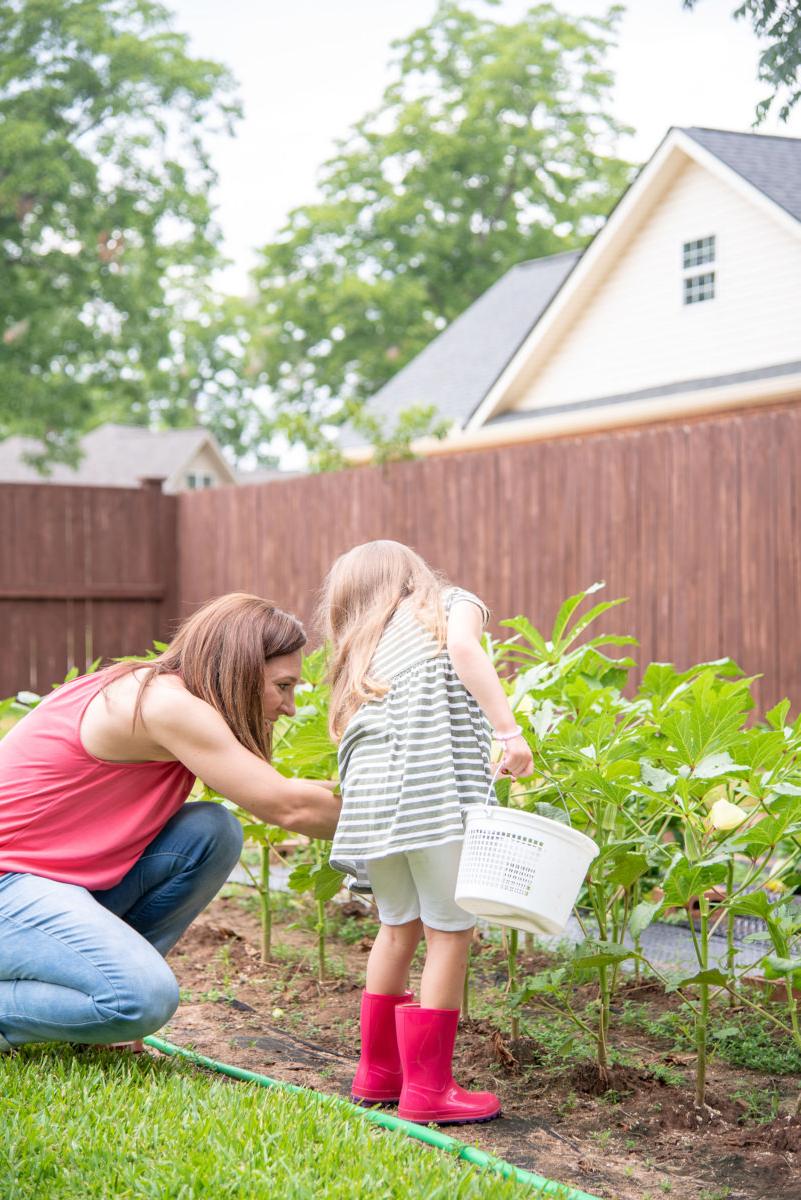 Mommy & Me: Air Fryer Okra